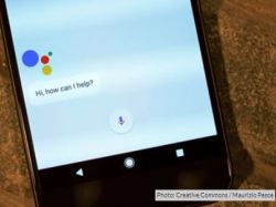 Pixel 4 might introduce raise to wake Google Assistant feature