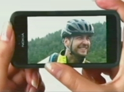 Nokia develops touchscreen mobile